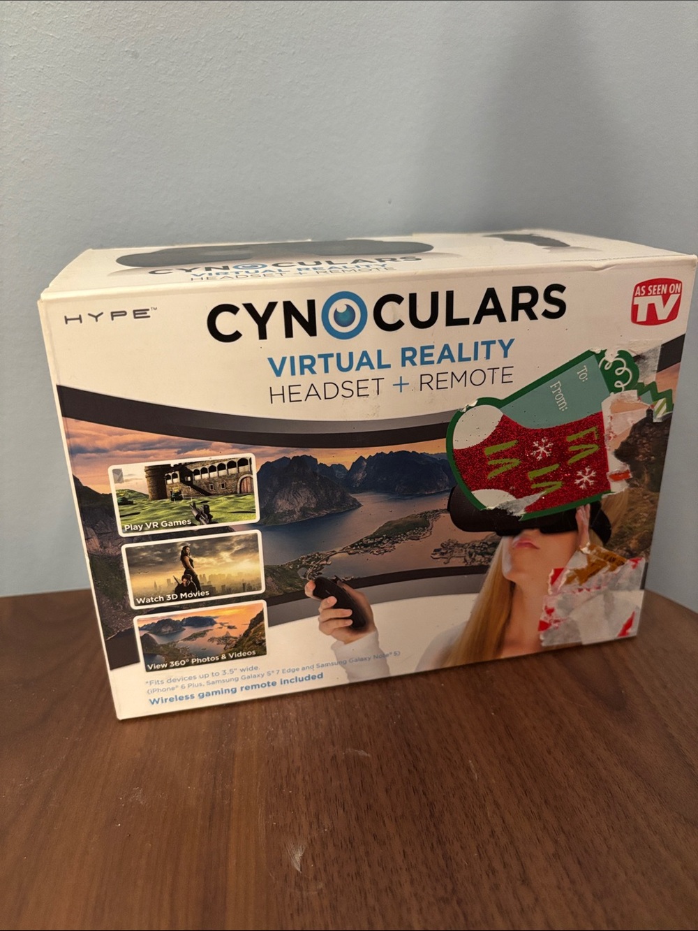 Hype Cynoculars Virtual Reality Headset with Remote - White
